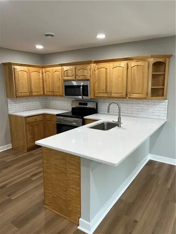 4655 E 43rd Terrace, Kansas City, MO 64130 - #3