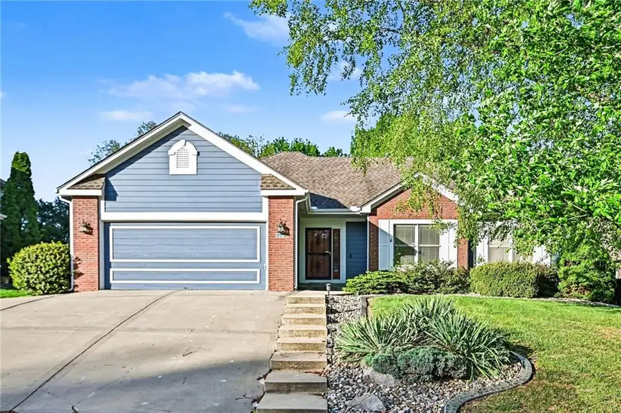 823 NE 102nd Street, Kansas City, MO 64155 - #2