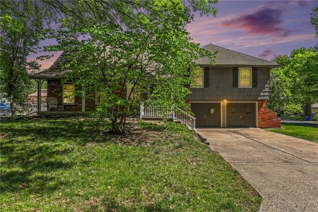 12931 Smalley Avenue, Grandview, MO 64030 - #1