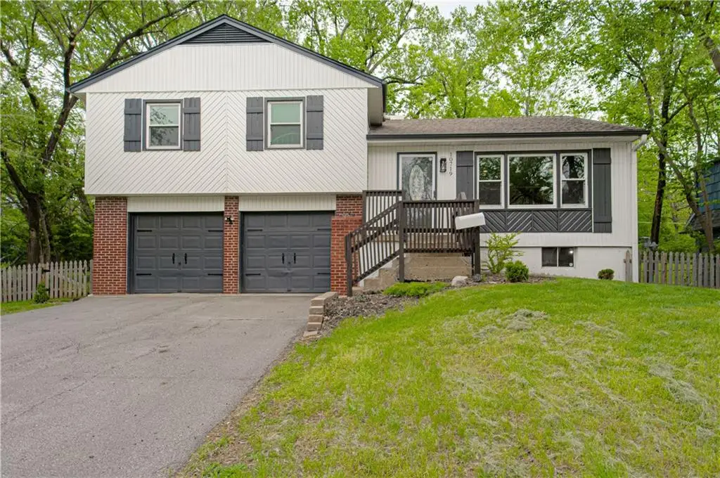 10719 Mersington Avenue, Kansas City, MO 64137 - #1