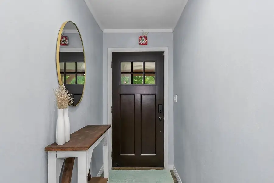 433 S 76th Street, Kansas City, KS 66111 - #3