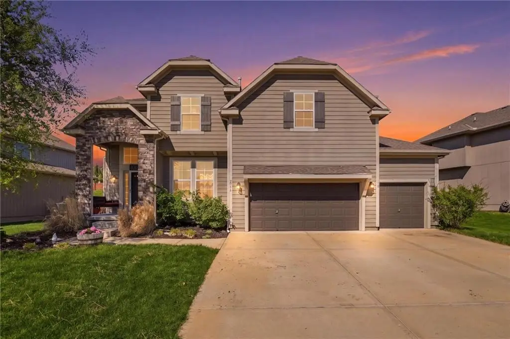 2776 W Sitka Drive, Olathe, KS 66061 - #1