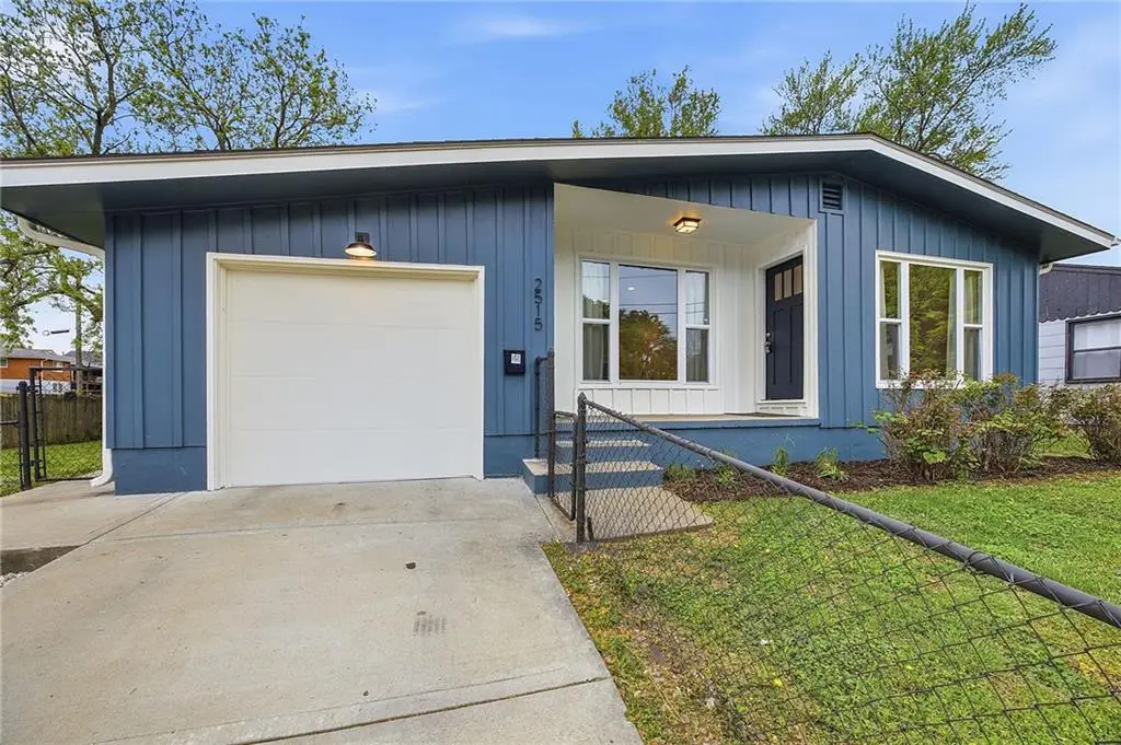 2515 Lexington Avenue, Kansas City, MO 64124 - #1