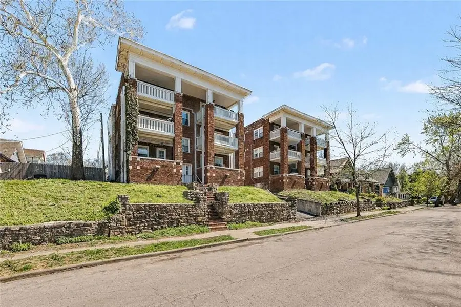 4009-4015 Charlotte Street, Kansas City, MO 64110 - #3