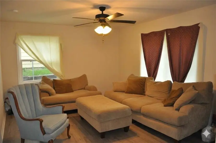 5149 Crest Drive, Kansas City, KS 66106 - #3