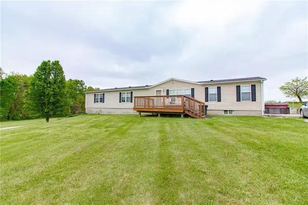250 NW 450th Road, Warrensburg, MO 64093