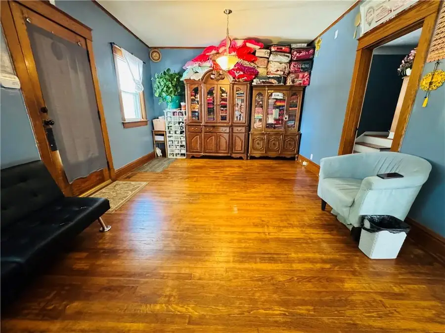 527 Quincy Avenue, Kansas City, MO 64124 - #2