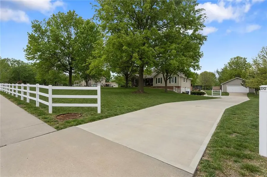 826 Ryan Road, Grain Valley, MO 64029 - #3