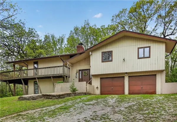 12601 Little Blue Road, Kansas City, MO 64133