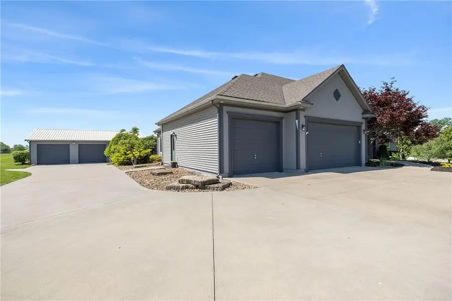 24503 E Woodland Circle, Lees Summit, MO 64086 - #3
