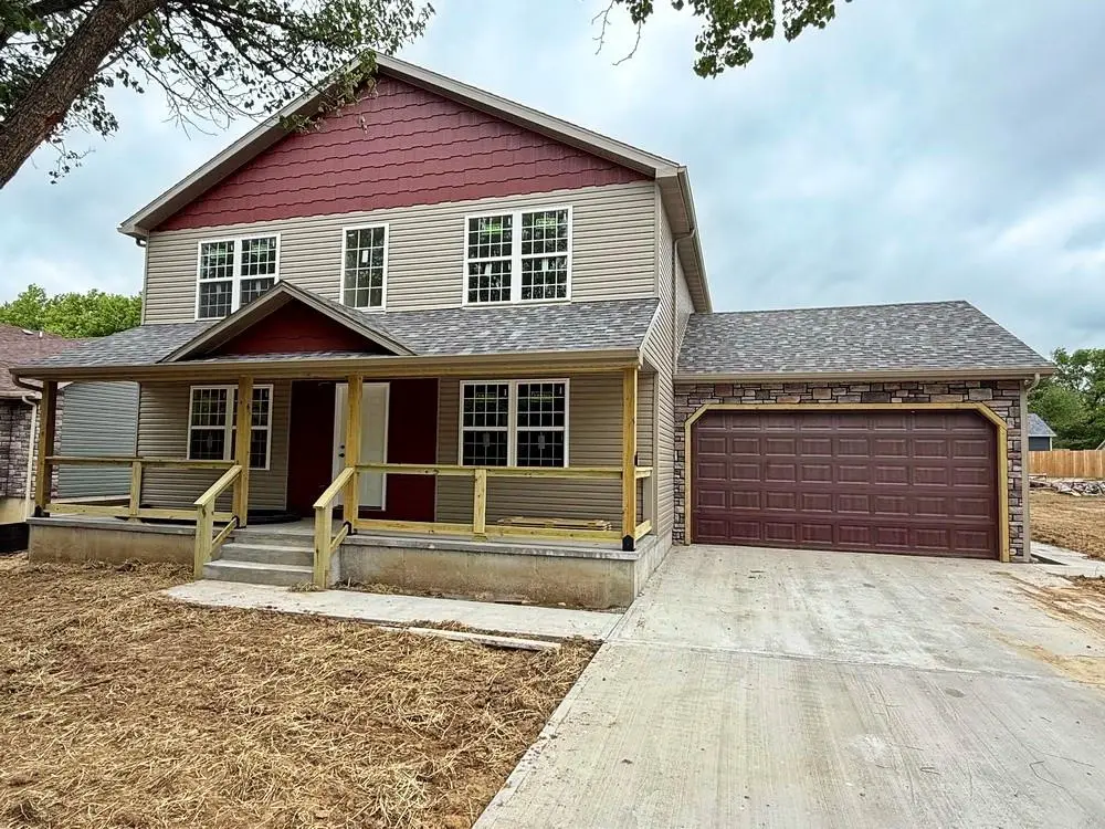 1807 S Elm Street, El Dorado Springs, MO 64744 - #1