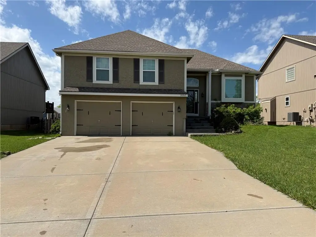 1052 Wyndham Drive, Lansing, KS 66043 - #1