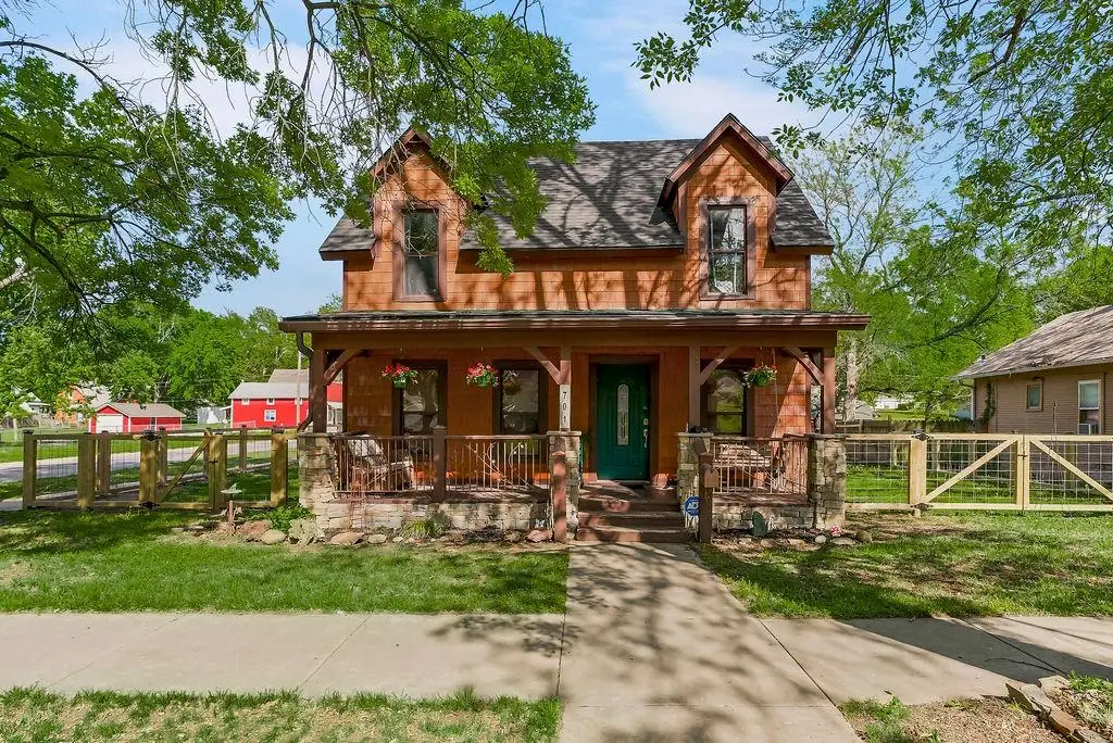 701 S Oak Street, Ottawa, KS 66067 - #1