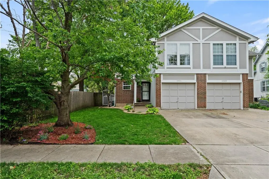 13326 Walnut Street, Kansas City, MO 64145 - #1