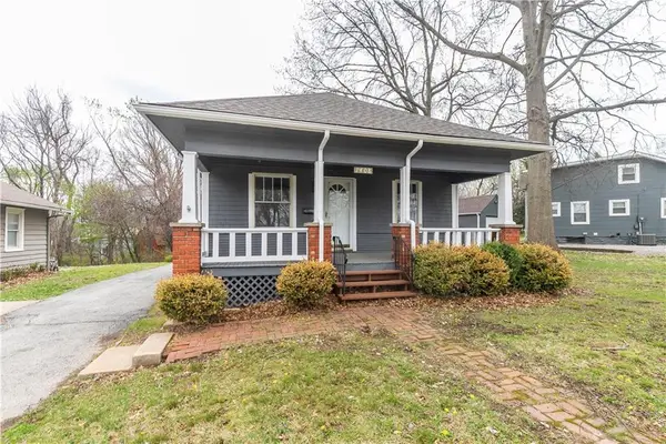 1408 W College Street, Independence, MO 64050