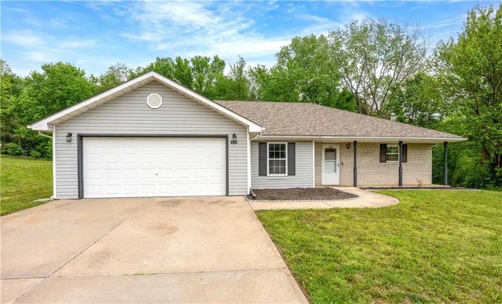 500 Angus Lane, Knob Noster, MO 65336 - #1
