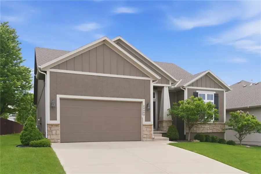 24309 W 91 Place, Lenexa, KS 66227 - #2