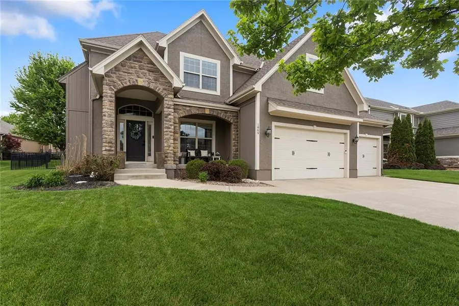 1809 NE Parks Summit Boulevard, Lees Summit, MO 64064 - #2