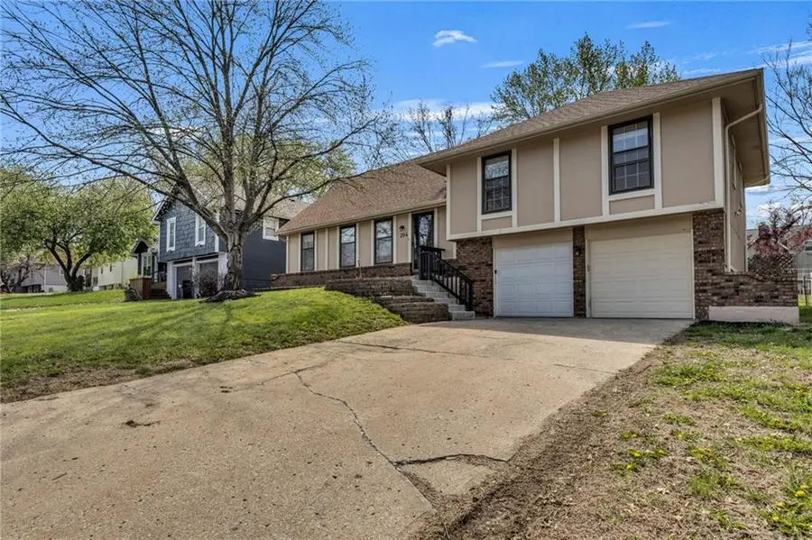 204 SE Gingerbread Lane, Blue Springs, MO 64014 - #2