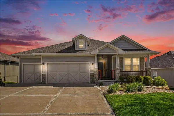 19610 W 115th Court, Olathe, KS 66061