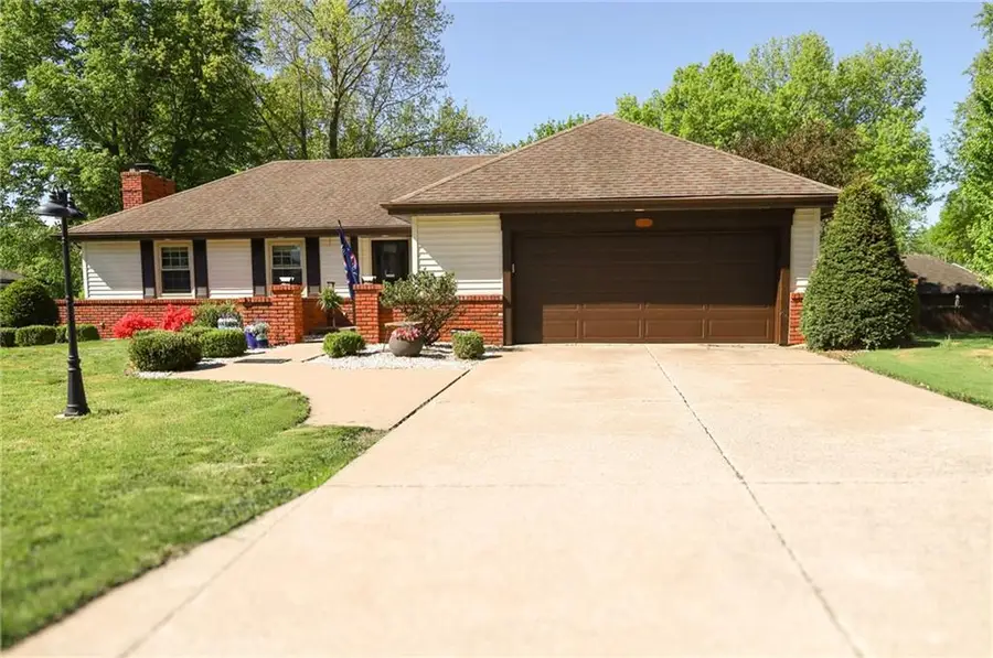 4824 Mockingbird Lane, Saint Joseph, MO 64506 - #2