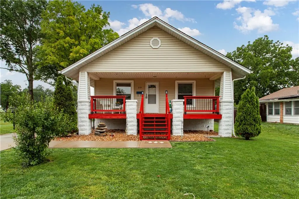 319 S 2nd Street, Odessa, MO 64076 - #1