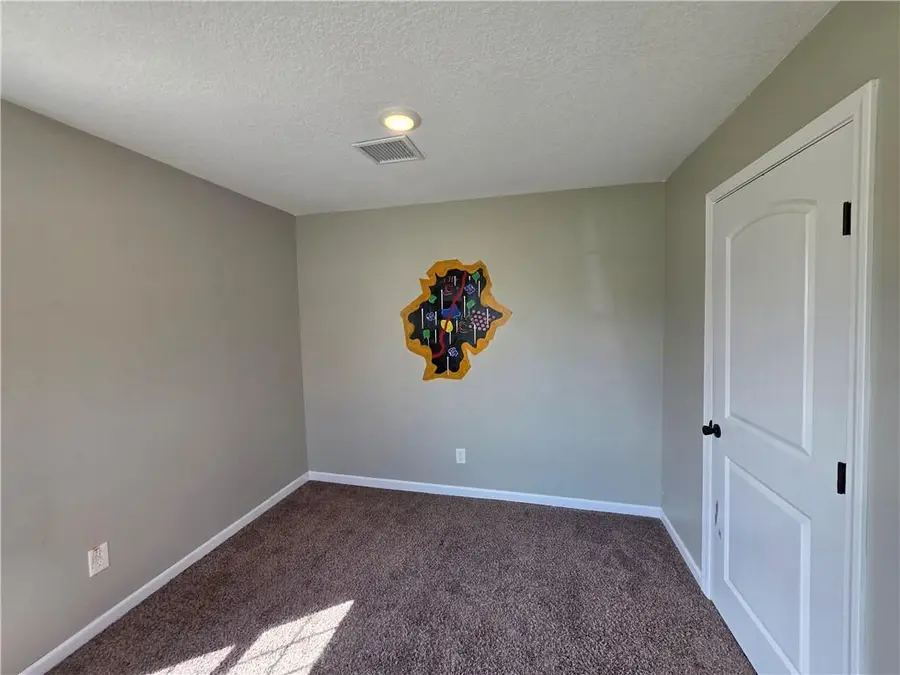 712 E Market Street, La Cygne, KS 66040 - #3