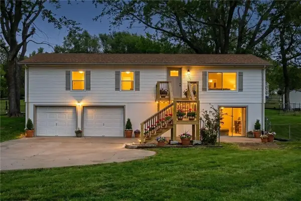 1801 N Davidson Road, Independence, MO 64058