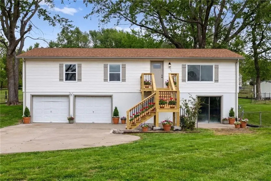 1801 N Davidson Road, Independence, MO 64058 - #2