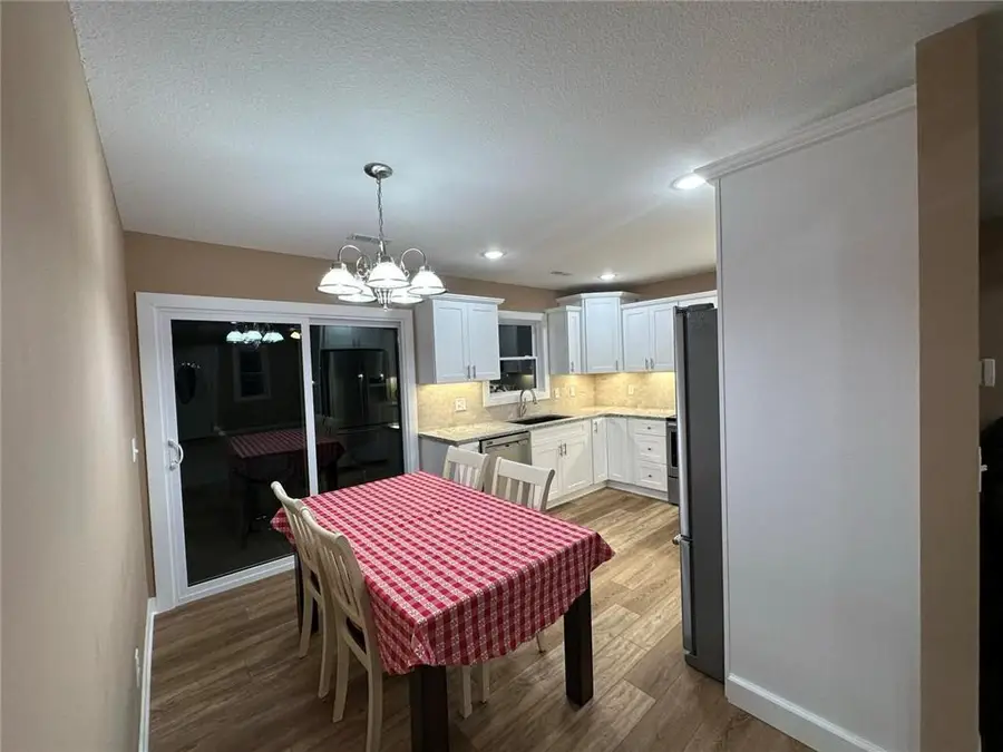 2805 Robbie Lane, Sedalia, MO 65301 - #2