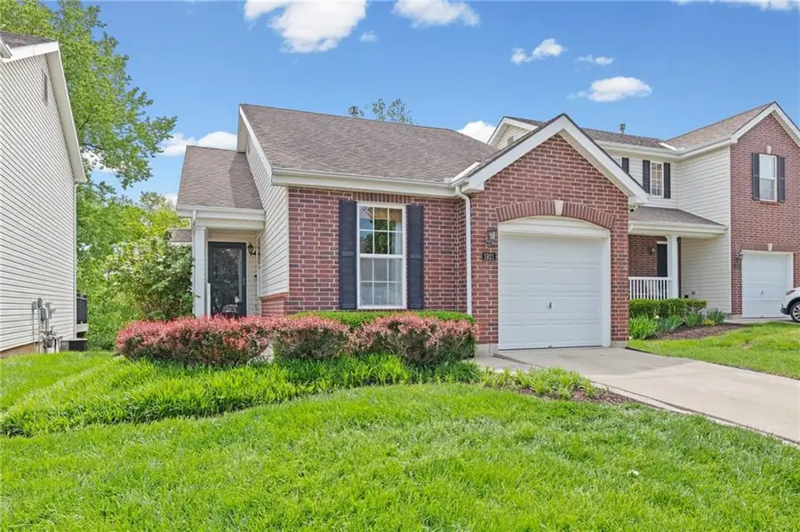 1921 NW 82nd Street, Kansas City, MO 64151 - #2