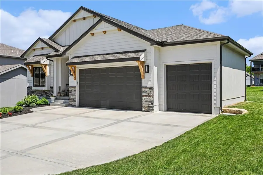 2147 Little Creek Court, Liberty, MO 64068 - #2