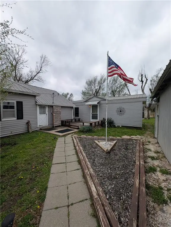 1282 1830th Street, Iola, KS 66749 - #2