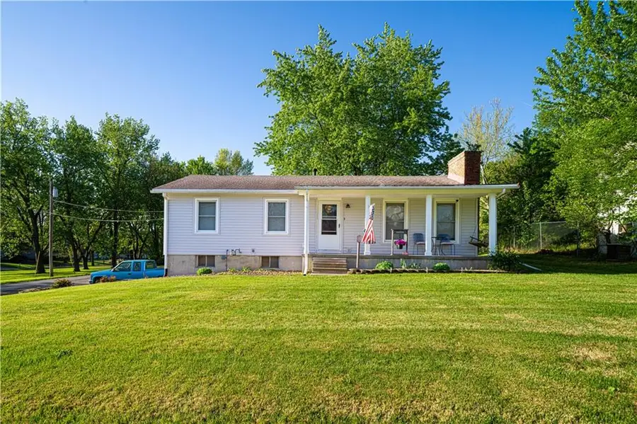 606 E Prospect Street, Cameron, MO 64429 - #2