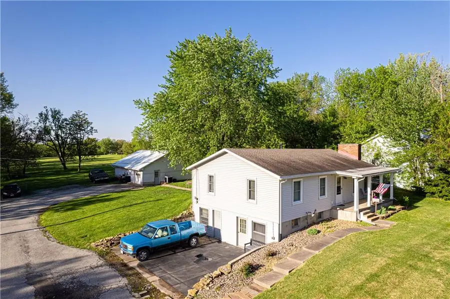 606 E Prospect Street, Cameron, MO 64429 - #3