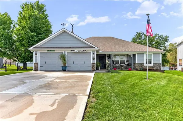 205 Ceremonial Drive, Buckner, MO 64016