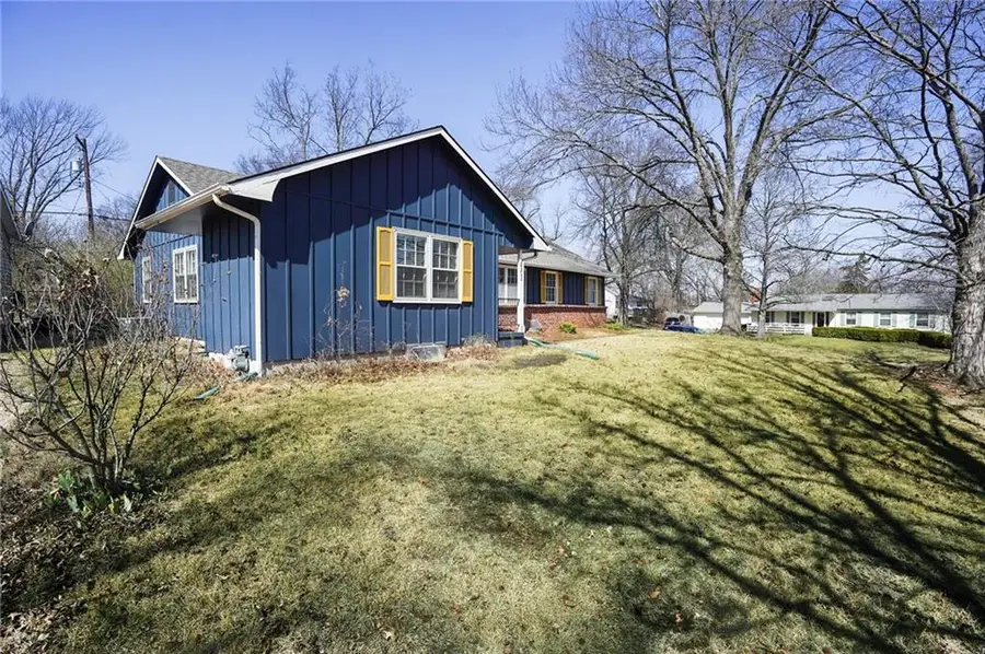 2503 Alabama Street, Lawrence, KS 66046 - #3