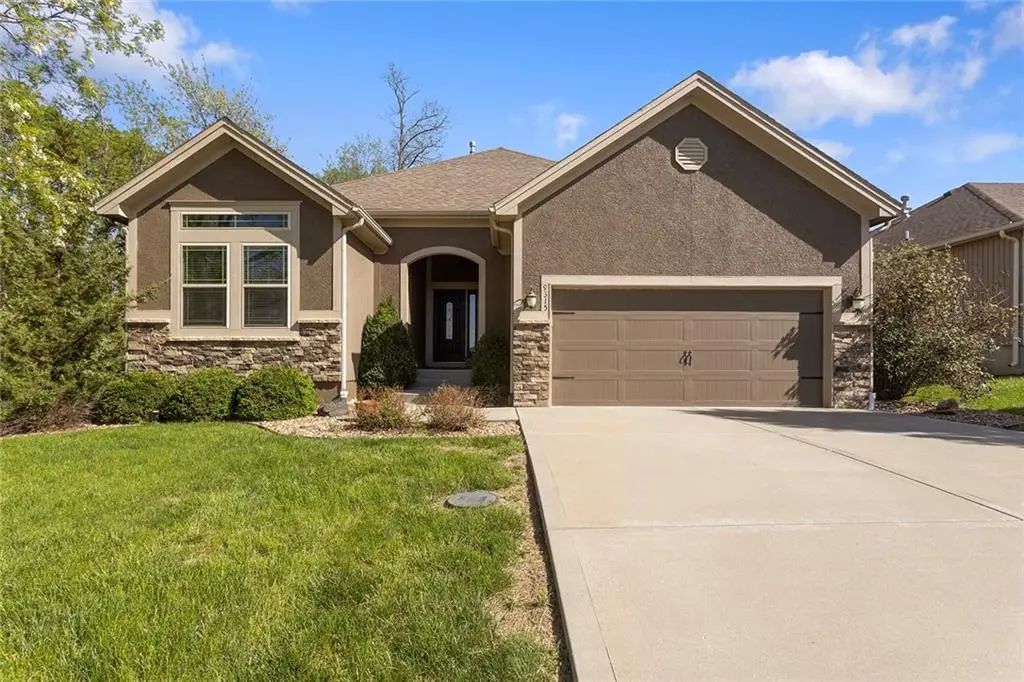 9315 N Belton Avenue, Kansas City, MO 64154 - #1