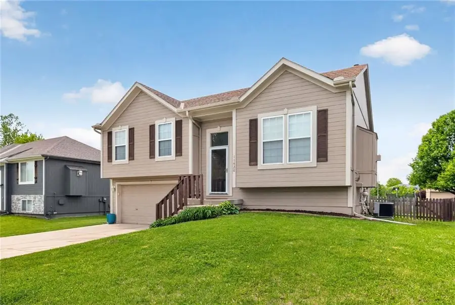 11428 N Farley Avenue, Kansas City, MO 64157 - #2