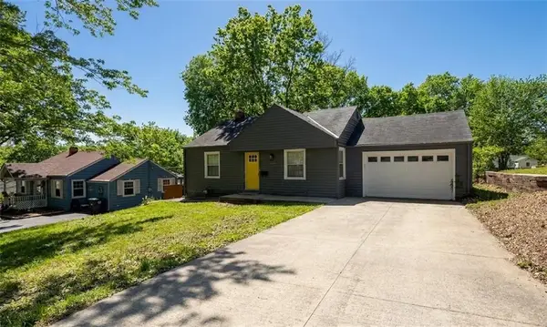 3203 NE 56 Street, Kansas City, MO 64119