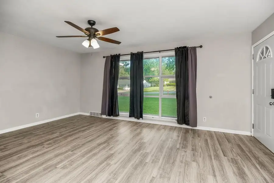 10008 E 68th Terrace, Raytown, MO 64133 - #3
