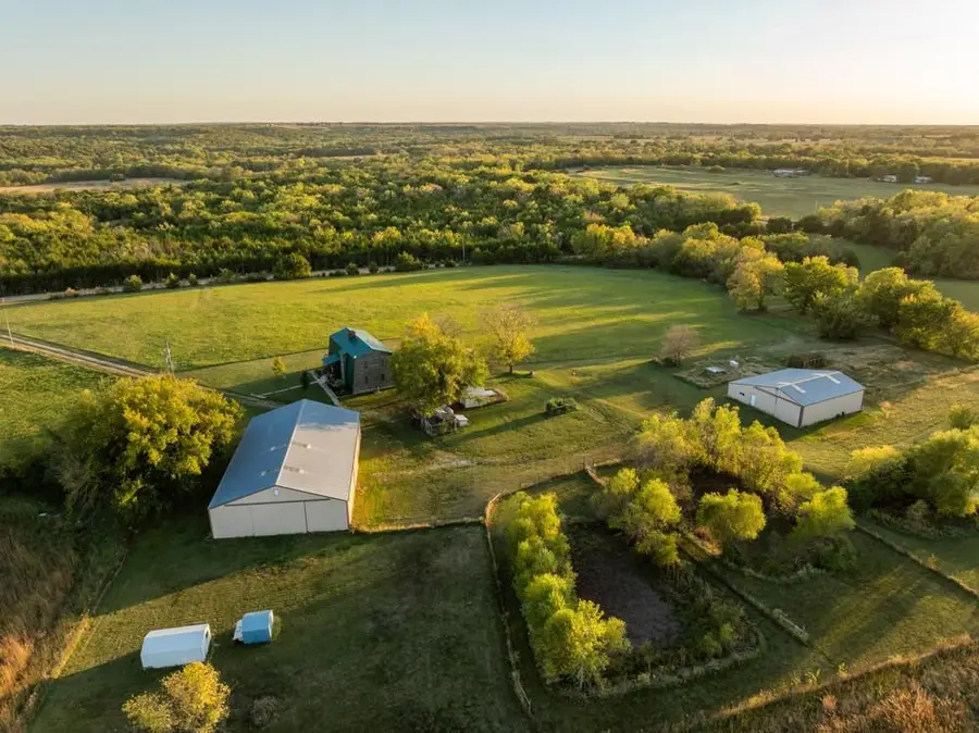 6524 SE 101st Street, Berryton, KS 66409 - #2