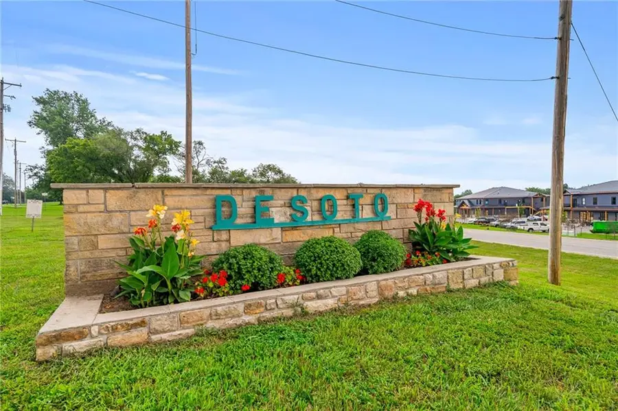 8646 Eagle Creek Drive, De Soto, KS 66018 - #2