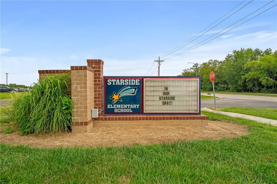 8646 Eagle Creek Drive, De Soto, KS 66018 - #3