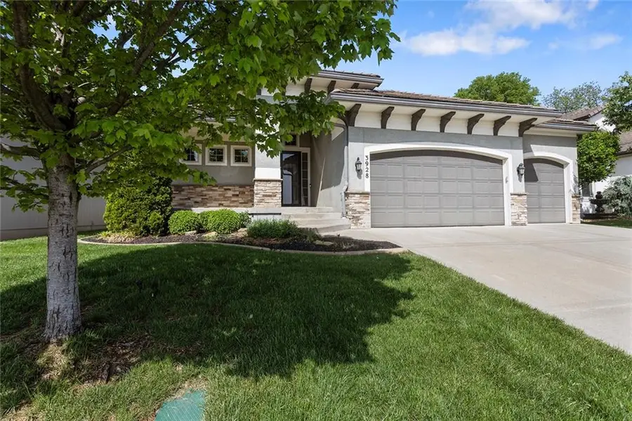 3928 NE Independence Avenue, Lees Summit, MO 64064 - #2