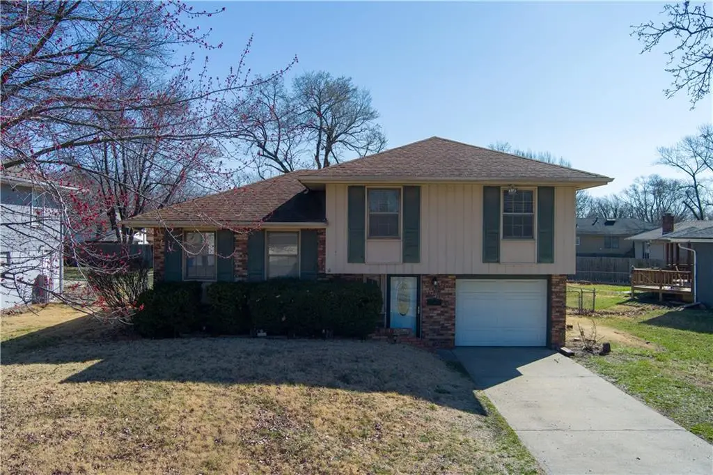 12011 Belmont Avenue, Grandview, MO 64030 - #1