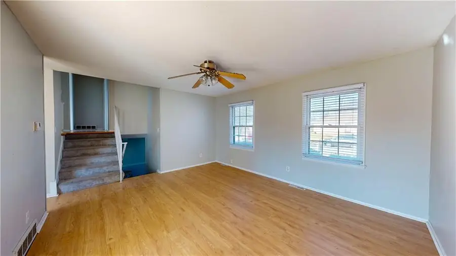 12011 Belmont Avenue, Grandview, MO 64030 - #2