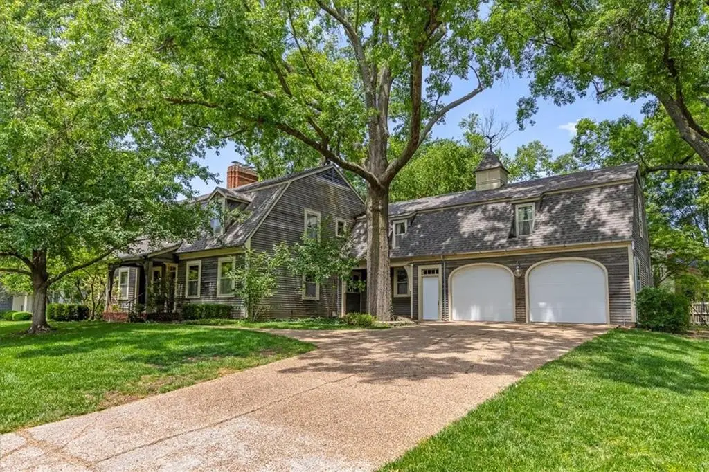 3510 W 102nd Street, Leawood, KS 66206 - #1