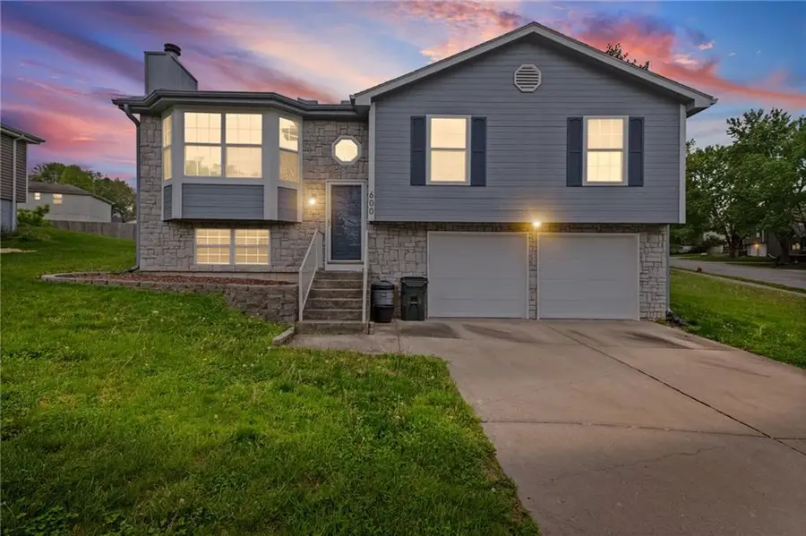 600 SE Steeple Court, Blue Springs, MO 64014 - #2
