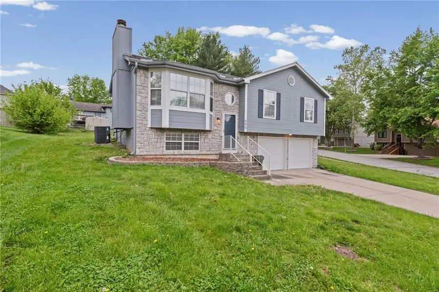 600 SE Steeple Court, Blue Springs, MO 64014 - #3